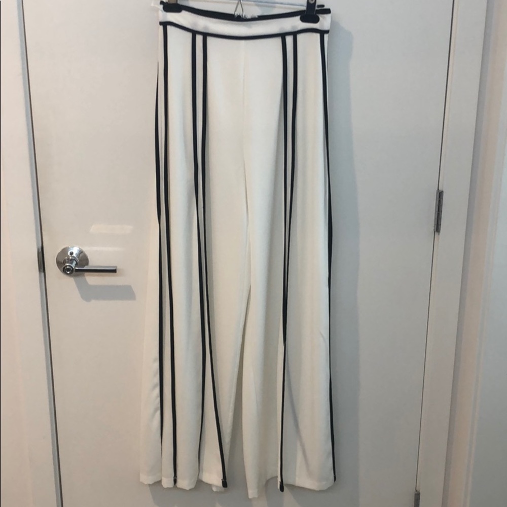 Wide Leg Flyaway Pants